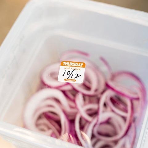 National Checking Company Dateit Brown Trilingual Permanent Label - Thursday, 1 x 1 inch -- 1000 per case.