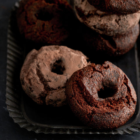Pillsbury® DONUT MIX CAKE DEVILS FOOD