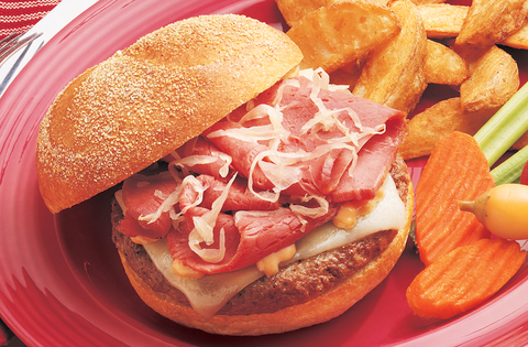 Hillshire Farm® CORNED BEEF BRISKET W/ AU JUS FC FIRST CUT FLAT 10000017730